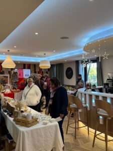 Nahoma-residence-service-seniors-marche-de-noel-novembre-2024-stand-produits