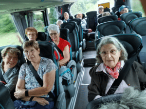 nahoma-vernon-dejeuner-croisiere-bus